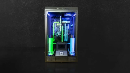 PC Movecenter Thermaltake The Tower 900