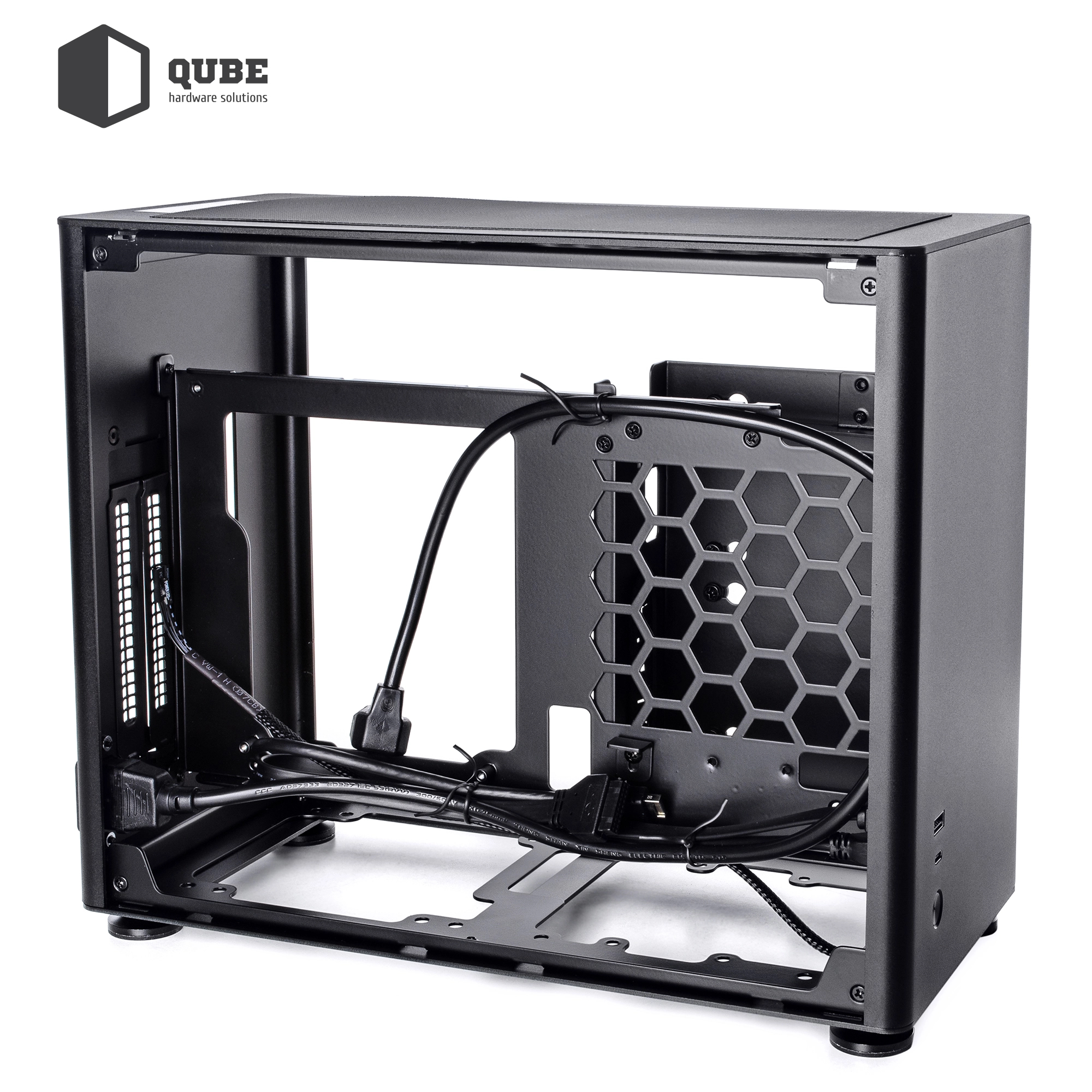 Obudowa QUBE A4 Black (QBA4I_WBNU3) cena - zdjęcie 4