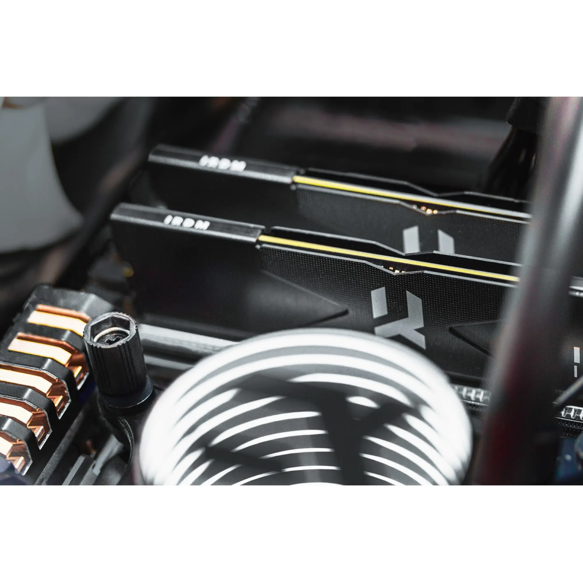 Moduł pamięci Goodram IRDM DDR5-6400 32GB (2x16GB) CL32 (IR-6400D564L32S/32GDC) cena - zdjęcie 5